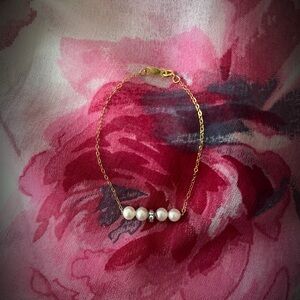 14KT Child’s Pearl Bracelet